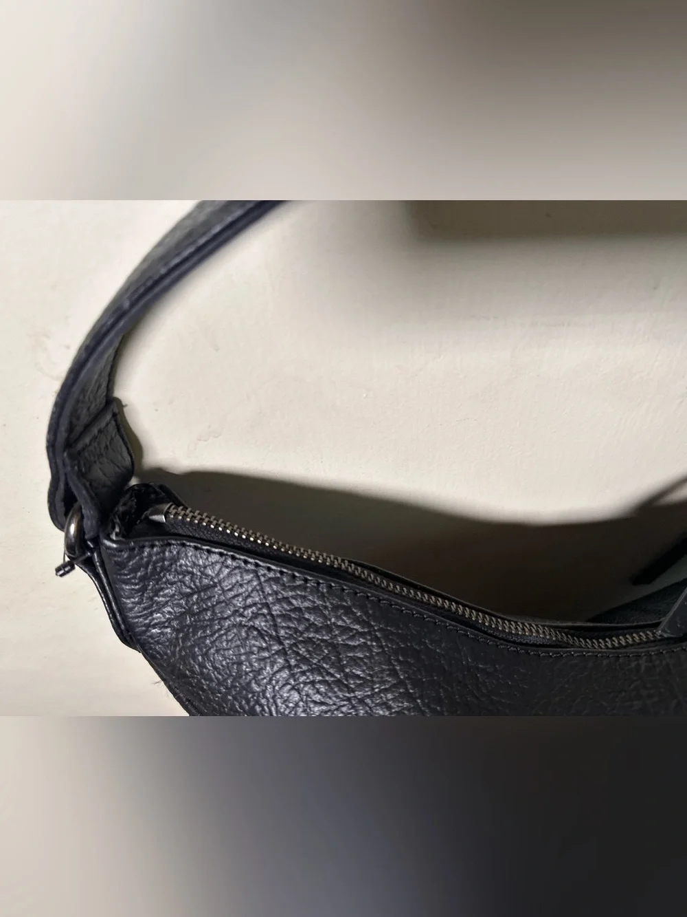 Harley Davidson HD Medallion Genuine Leather Hobo Black Biker Purse Y2K NWOT